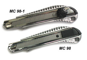 Metall-Cutter,mit Klingenfhrung fr 18mm Klinge, Arbeitsmesser und Modellbaumesser, Abbrechmesser, Bastelmesser, MC 98, MC 98-1, Teppichmesser,